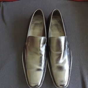 Hugo Boss Black Leather Mens Slip On Dress Loafers Size 11 M Worn once!